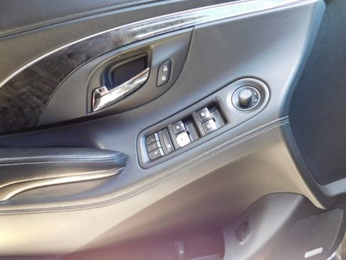 Used 2015 Buick LaCrosse Leather image 13