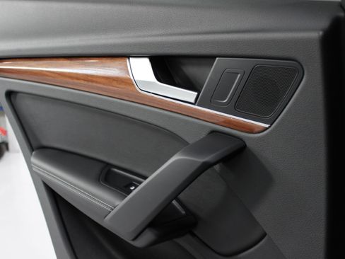 Used 2022 Audi Q5 2.0T Premium Plus image 43