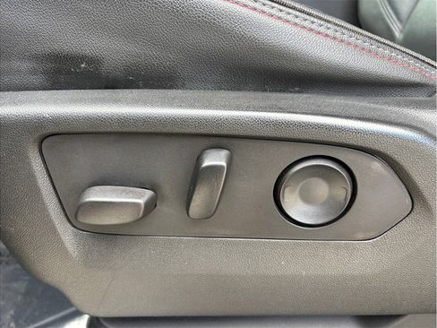 Used 2021 Chevrolet Tahoe RST image 22