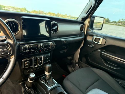 Used 2021 Jeep Gladiator Sport AWD/4WD image 63