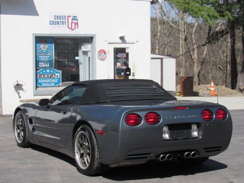 Used 2004 Chevrolet Corvette image 7