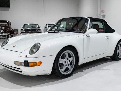 Used 1995 Porsche 911 Carrera image 4