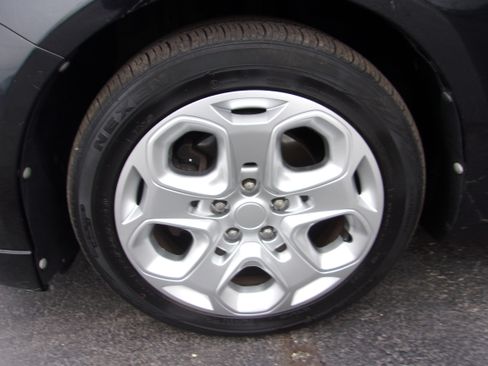 Used 2011 Ford Fusion SE image 9