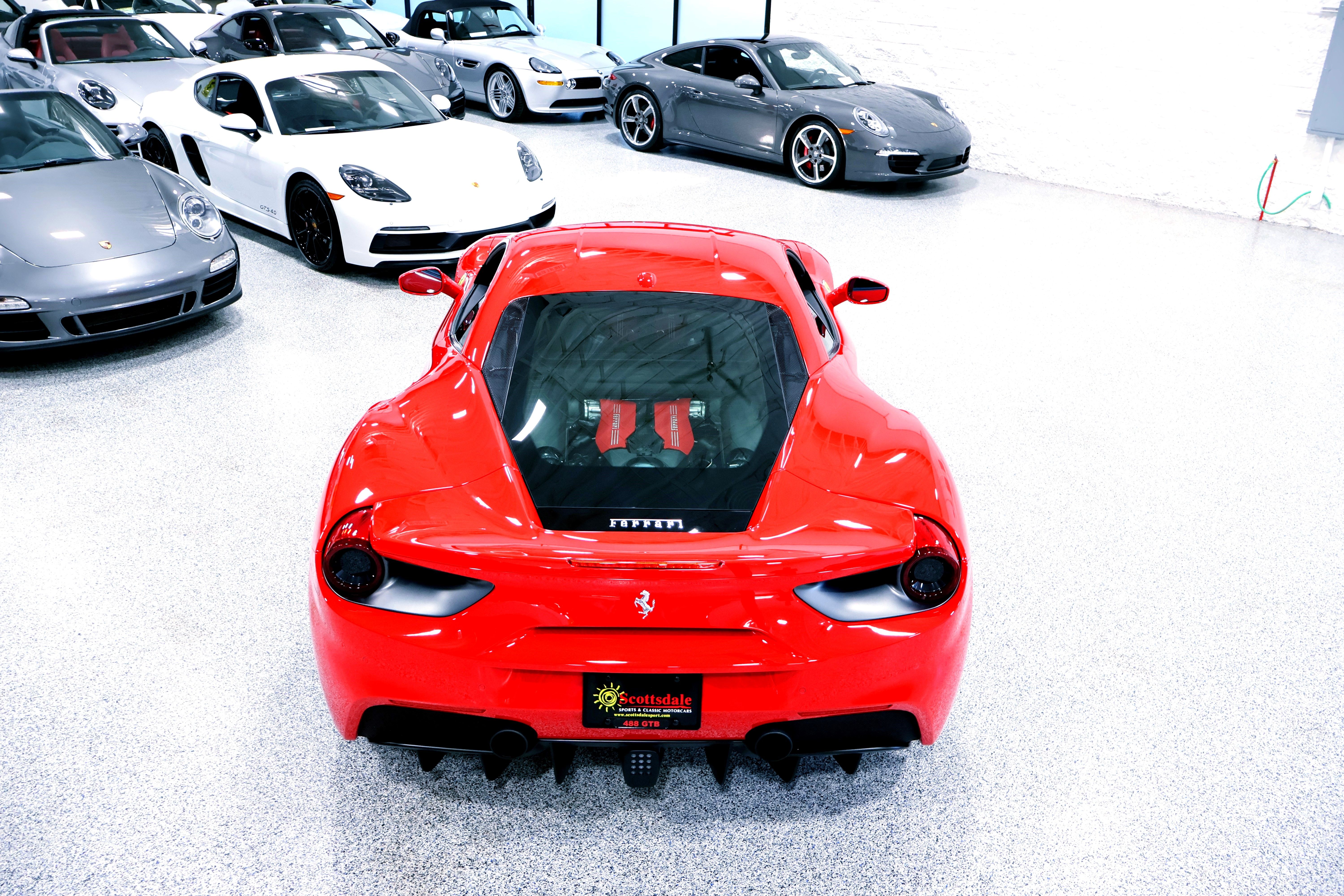 Used 2018 Ferrari 488 GTB RWD image 15