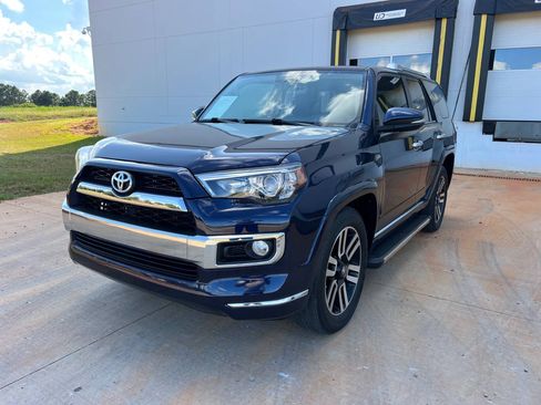 Used 2015 Toyota 4Runner Limited image 1