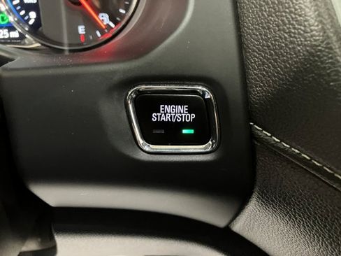 Used 2020 GMC Acadia SLT image 17