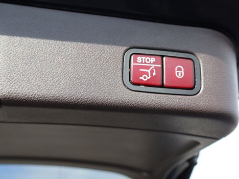 Used 2019 Mercedes-Benz GLE 400 image 36