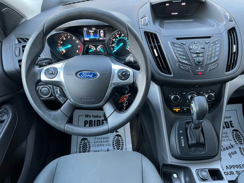 Used 2016 Ford Escape 4WD SE image 9