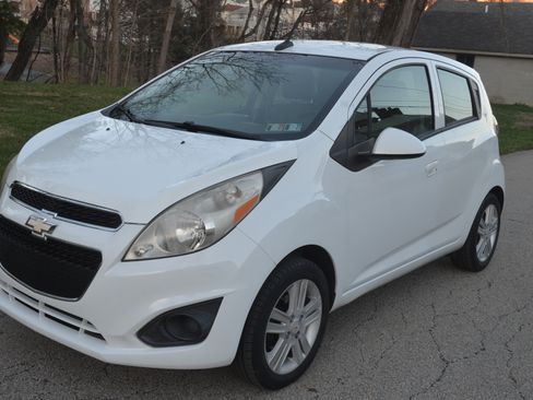 Used 2013 Chevrolet Spark LS image 2