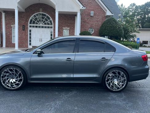 Used 2013 Volkswagen Jetta SE Sedan FWD image 8