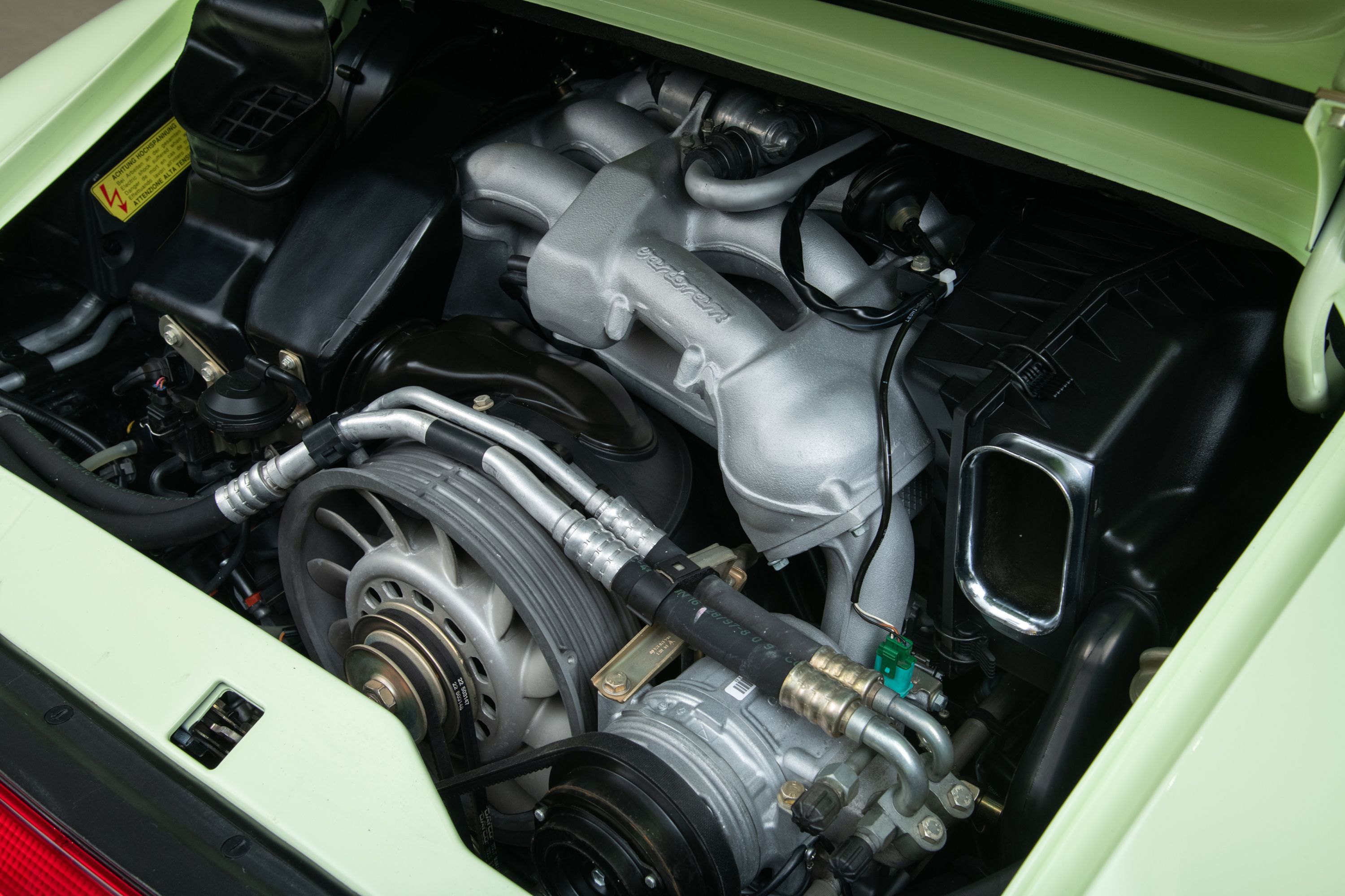 Used 1998 Porsche 911 Carrera S RWD image 39