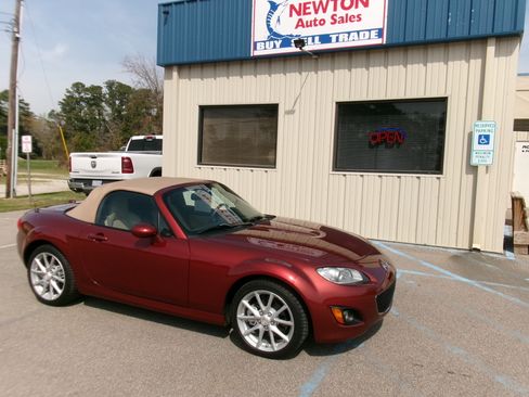 Used 2011 MAZDA MX-5 Miata Grand Touring image 12