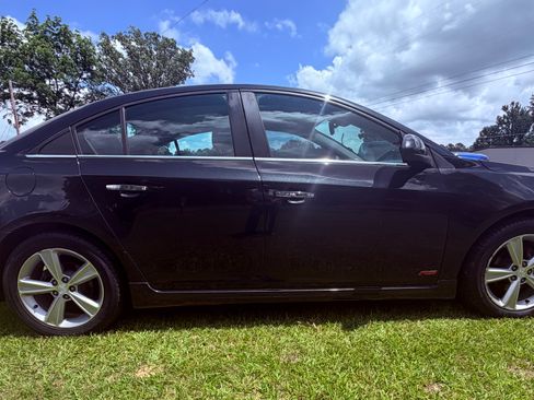 Used 2013 Chevrolet Cruze LT FWD image 4