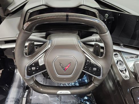 Used 2023 Chevrolet Corvette Z06 w/ Z07 Performance Package image 16