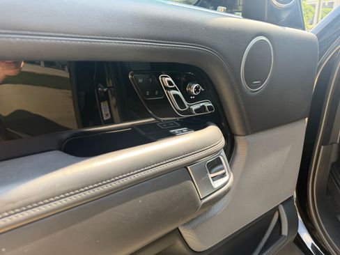 Used 2020 Land Rover Range Rover HSE AWD/4WD image 14