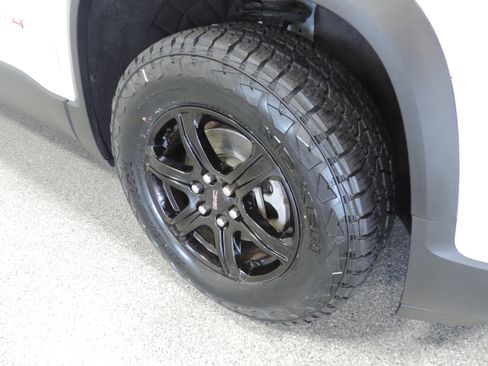 Used 2020 GMC Acadia AWD AT4 image 13