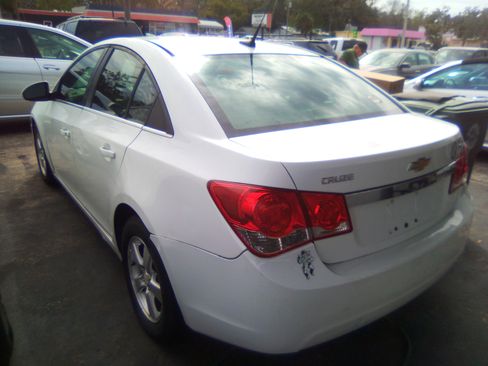 Used 2011 Chevrolet Cruze LT image 3