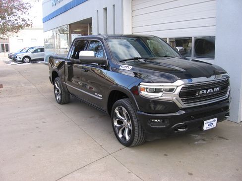 Used 2023 RAM 1500 Limited image 25
