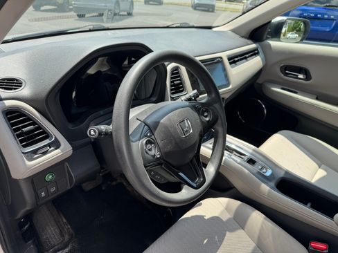 Used 2016 Honda HR-V AWD EX image 8
