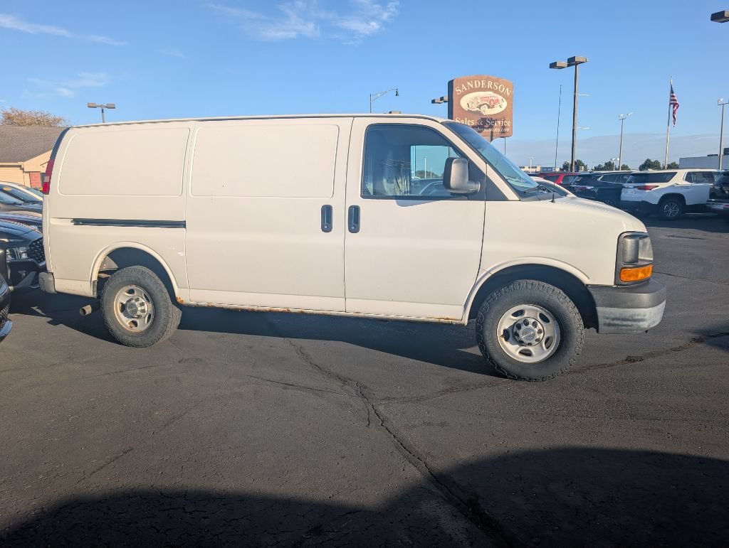 Used 2013 Chevrolet Express 2500 RWD image 4