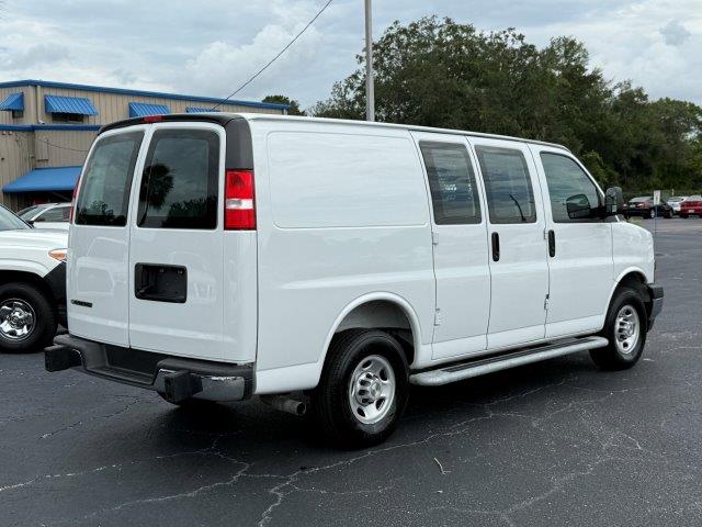 Used 2025 Chevrolet Express 2500 UNAVAIL RWD image 5