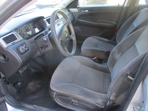 Used 2012 Chevrolet Impala image 4