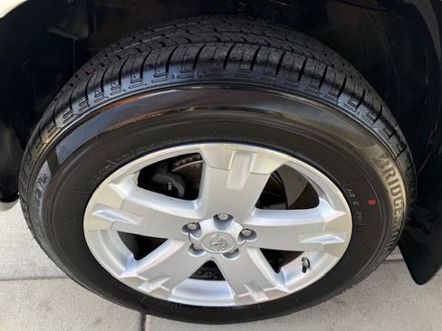 Used 2007 Toyota RAV4 Sport image 21