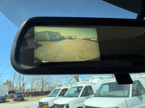 Used 2020 Chevrolet Express 3500 image 14