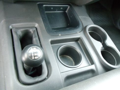 Used 2011 RAM 2500 Tradesman image 23