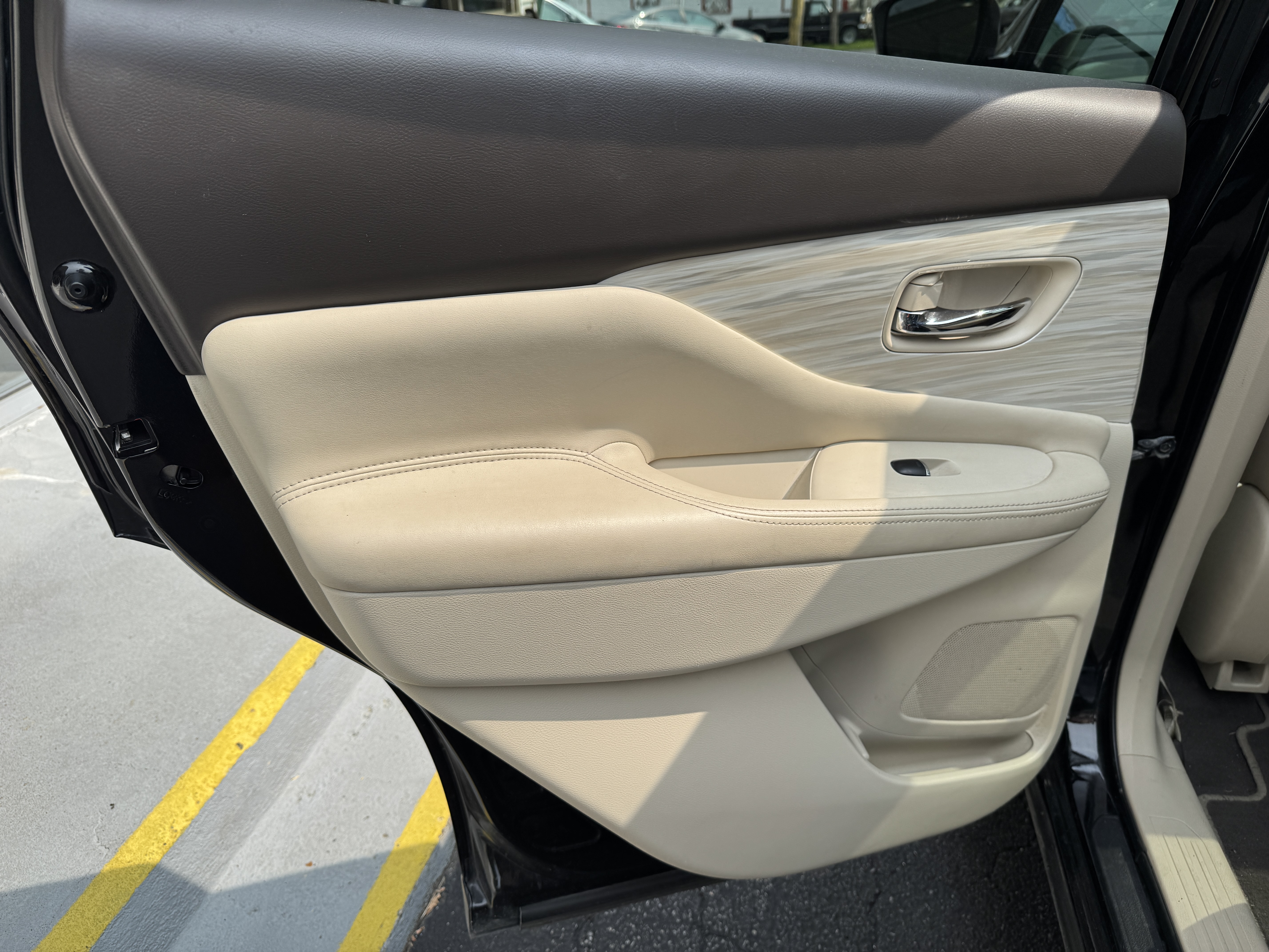 Used 2018 Nissan Murano AWD SL w/ Moonroof Package image 14