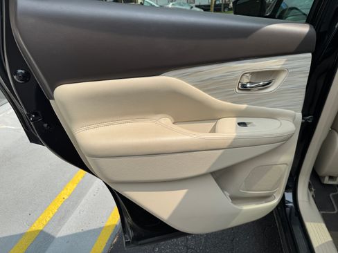 Used 2018 Nissan Murano AWD SL w/ Moonroof Package image 14