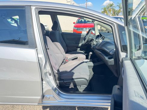 Used 2013 Honda Fit image 15
