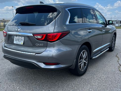 Used 2017 INFINITI QX60 Luxe FWD image 7