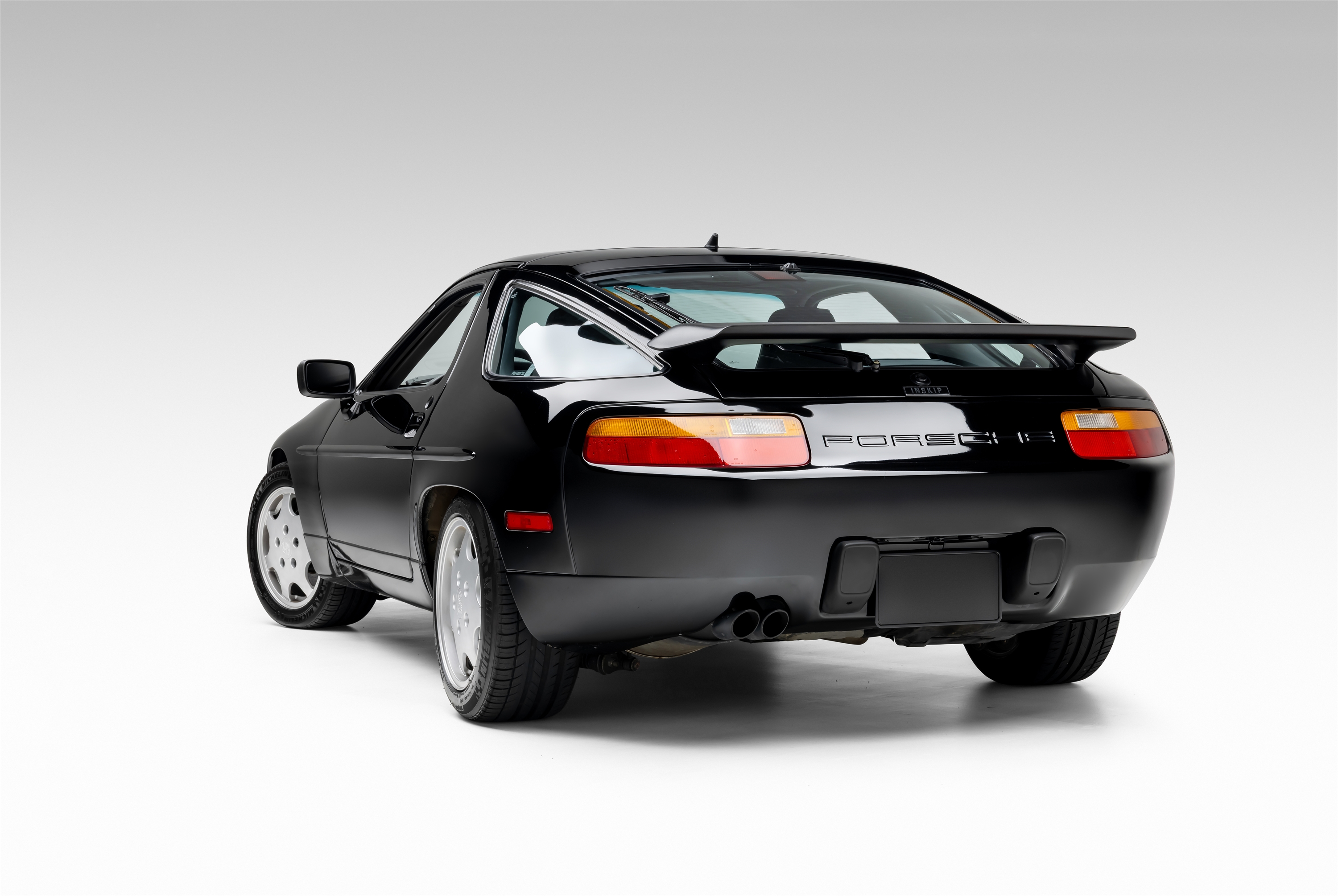 Used 1991 Porsche 928 GT RWD image 20