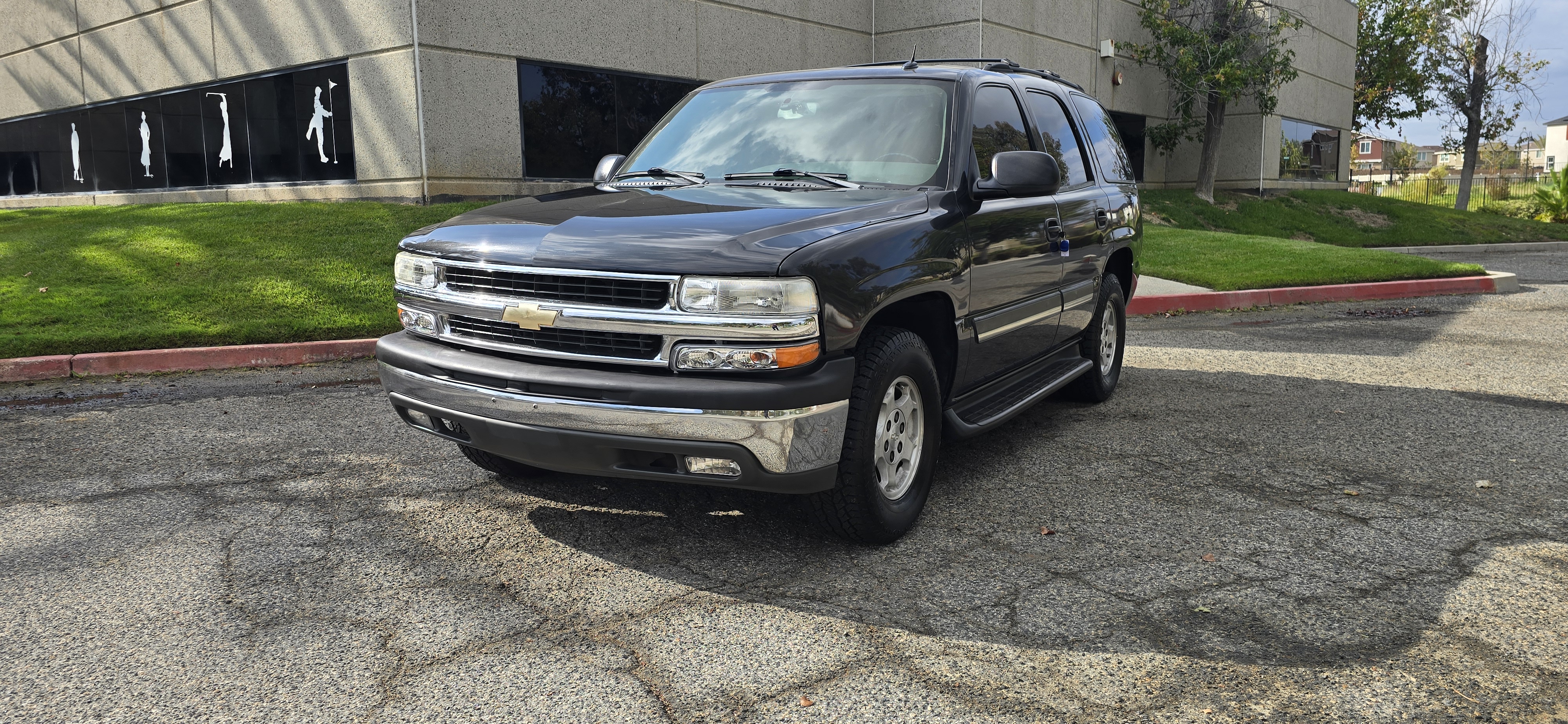 Used 2004 Chevrolet Tahoe 2WD image 12