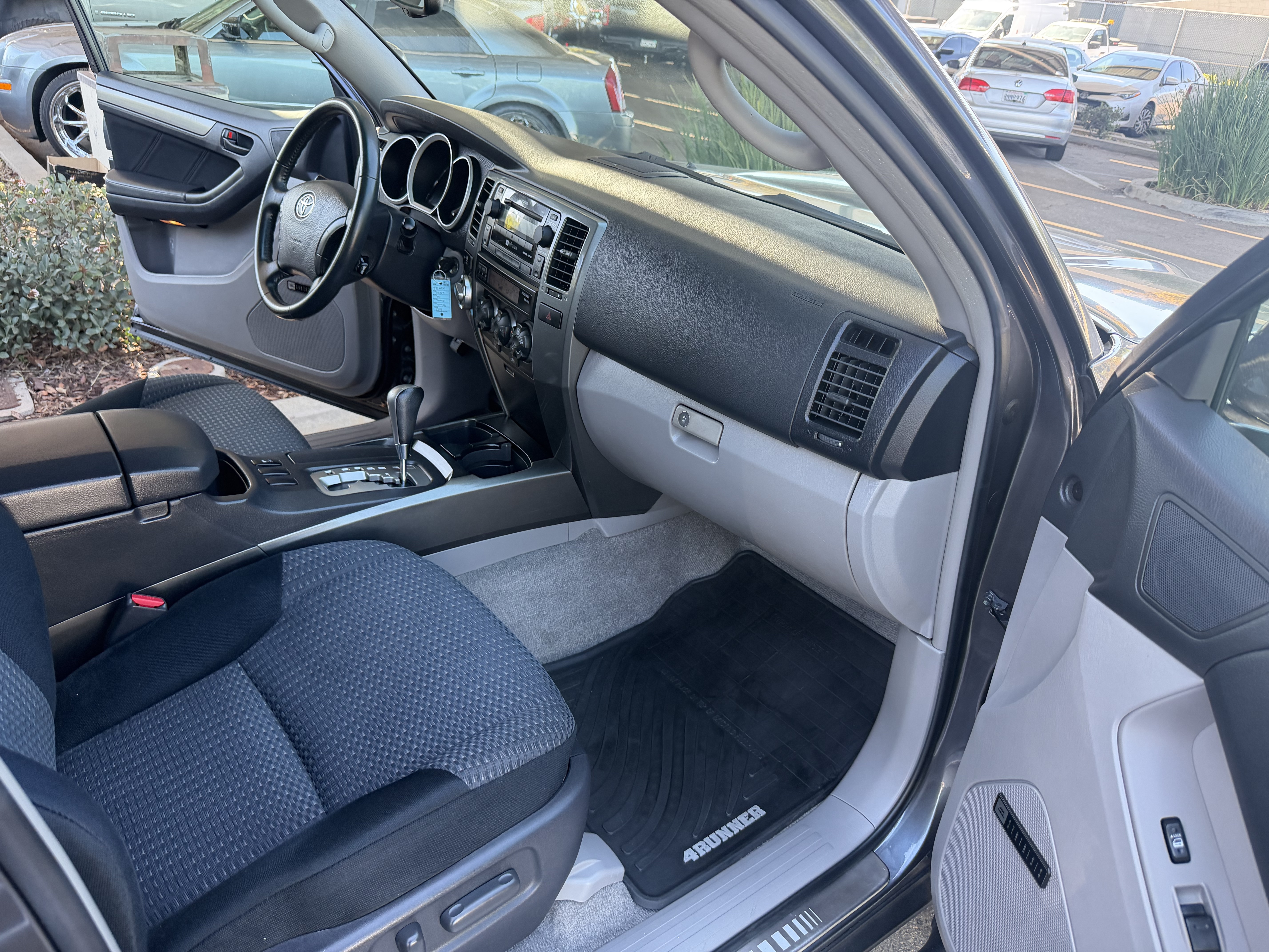Used 2007 Toyota 4Runner Sport AWD/4WD image 27