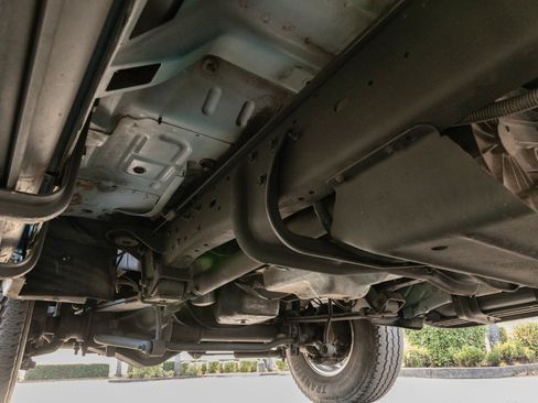 Used 2001 Ford F350 XLT image 93