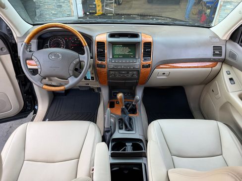 Used 2005 Lexus GX 470 AWD/4WD image 32