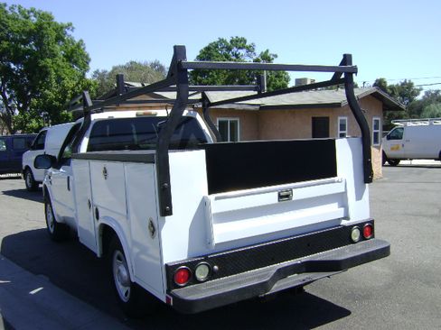 Used 2008 Ford F250 2WD Regular Cab Super Duty image 5