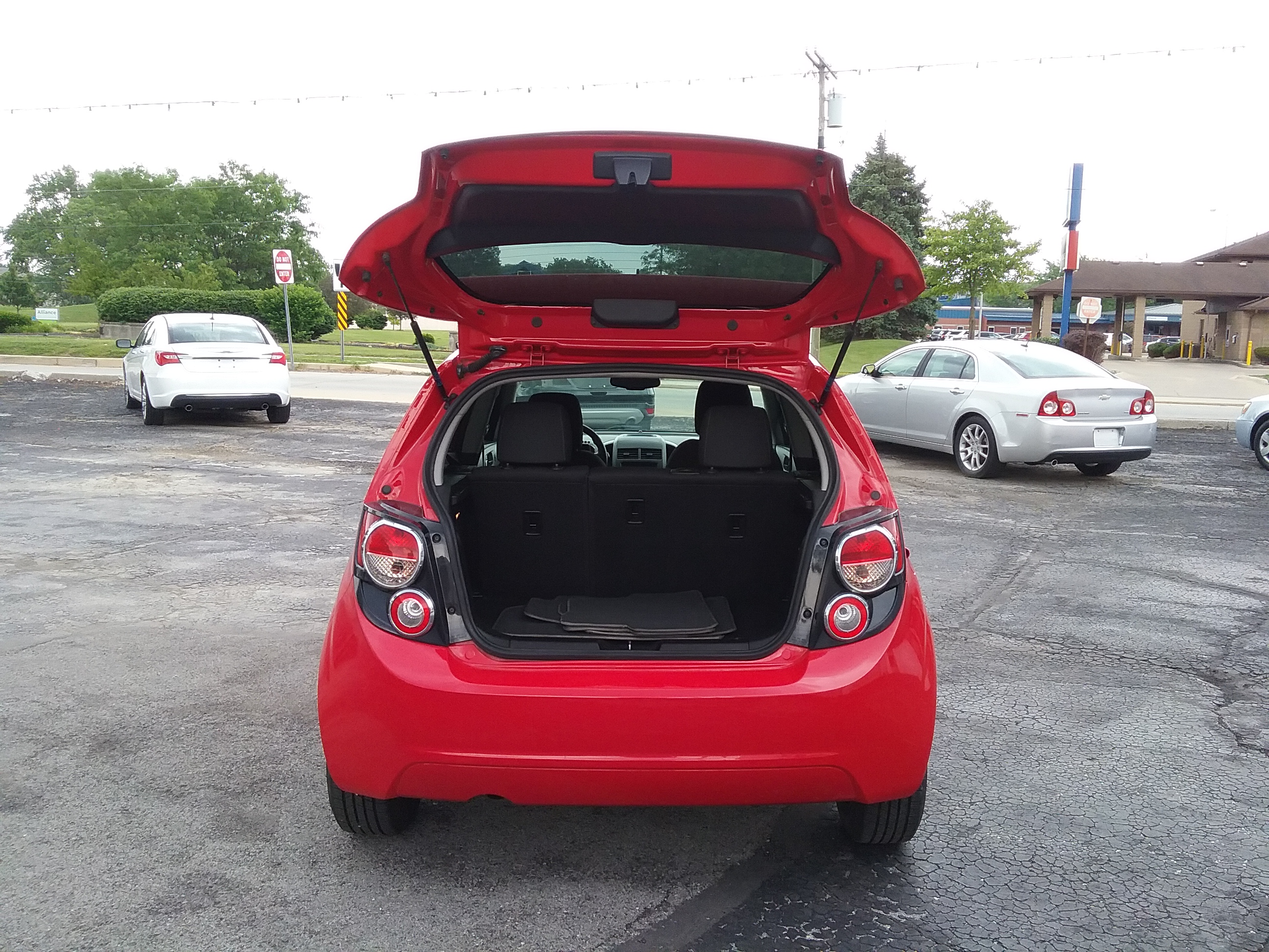 Used 2016 Chevrolet Sonic LT Hatchback Sedan 4D FWD image 16