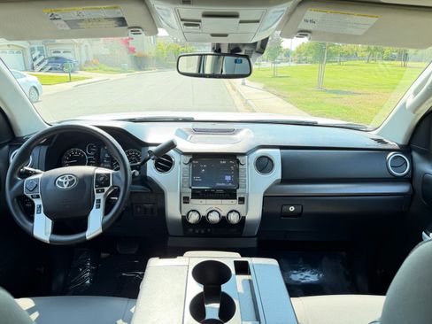Used 2021 Toyota Tundra 2WD CrewMax SR5 image 14