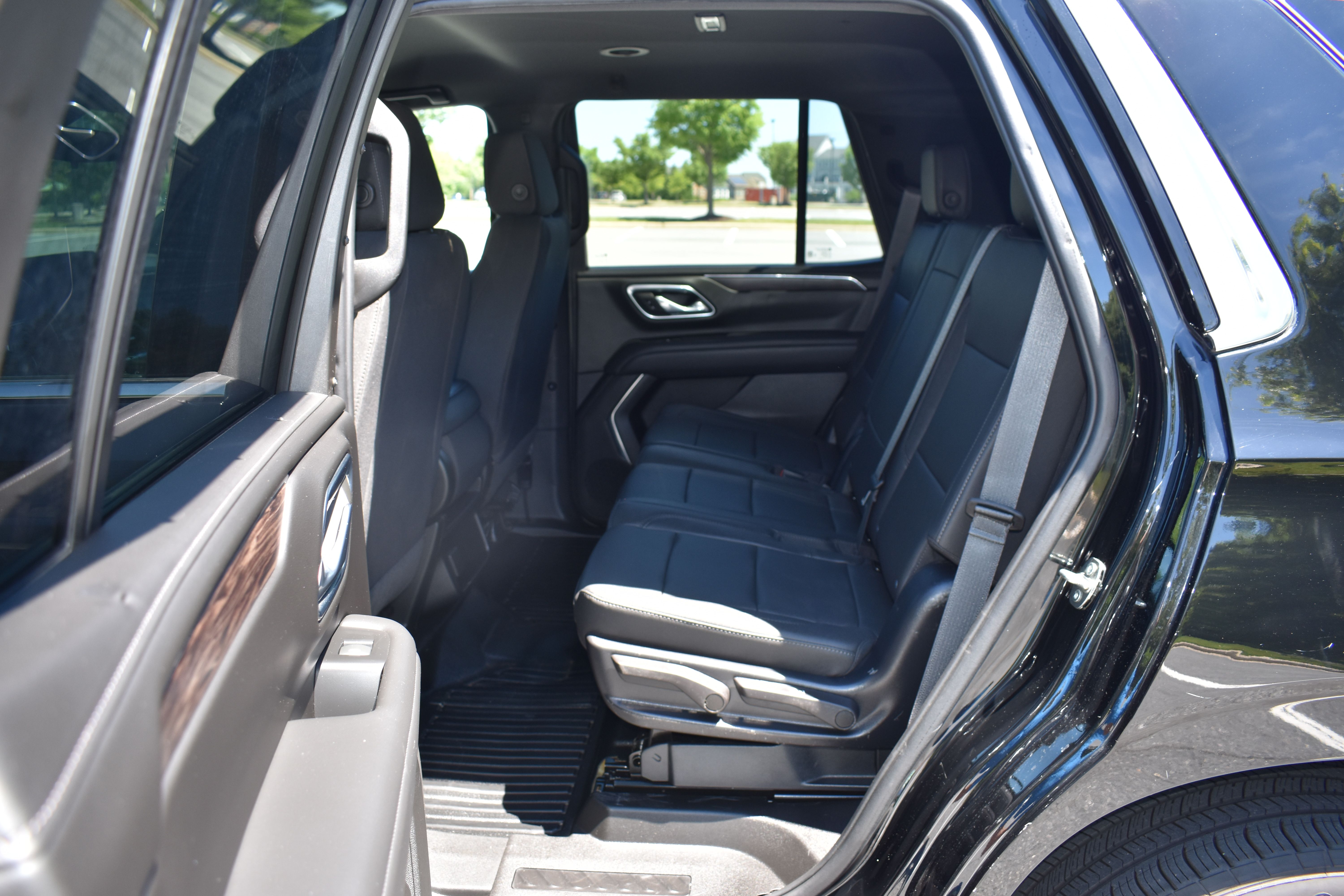 Used 2023 Chevrolet Tahoe 4WD image 30