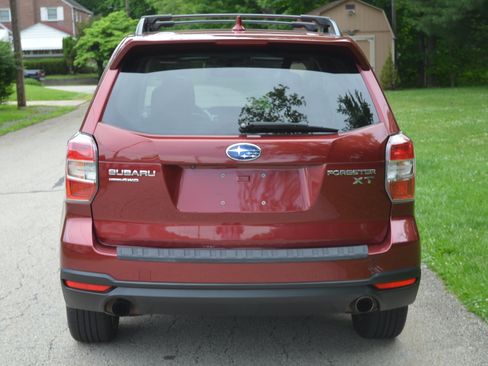 Used 2016 Subaru Forester 2.0XT Touring AWD/4WD image 4