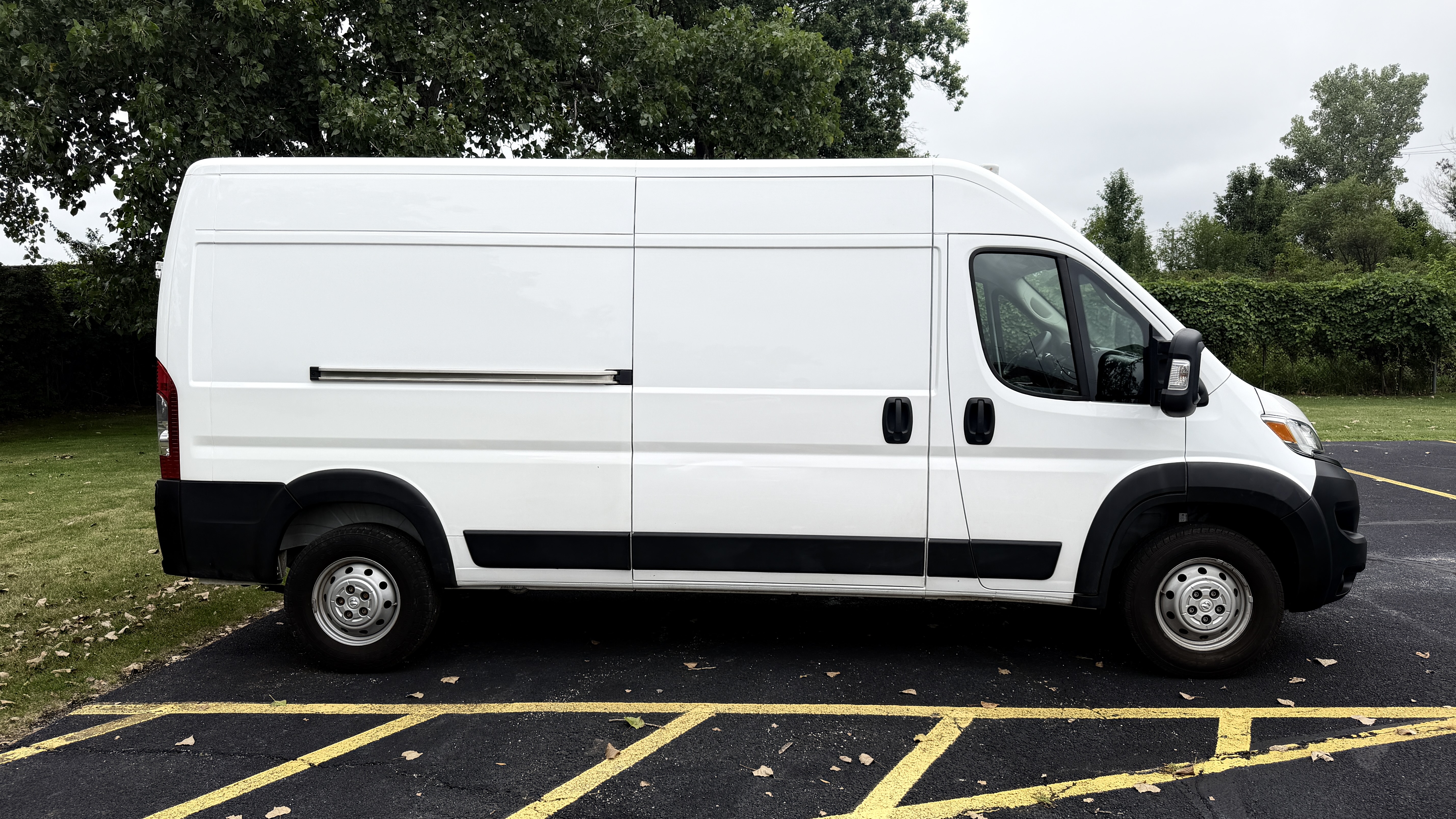 Used 2023 RAM ProMaster 2500 159 High Roof FWD image 3