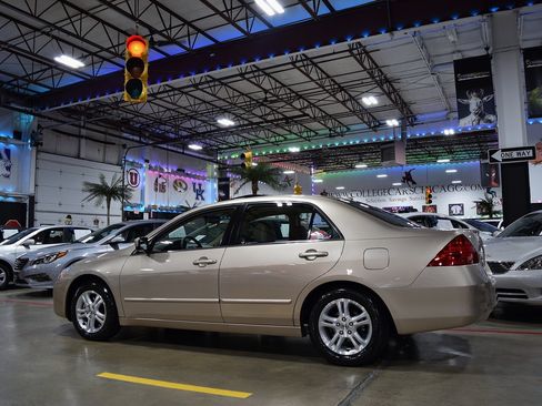 Used 2007 Honda Accord EX-L image 4