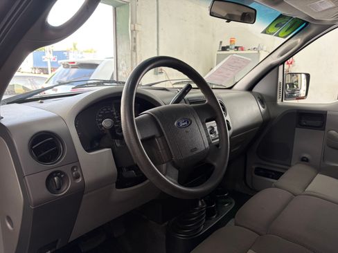 Used 2005 Ford F150 4x4 Regular Cab XL image 10