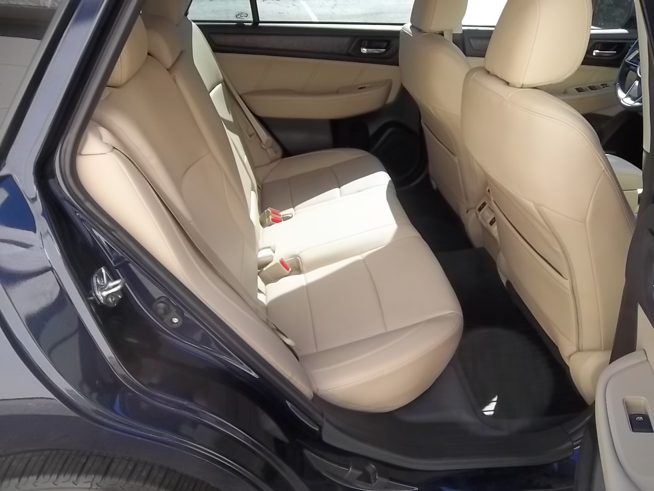 Used 2018 Subaru Outback 2.5i Limited AWD/4WD image 27