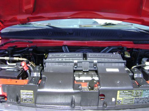 Used 2003 Ford E-350 and Econoline 350 Club Wagon Extended Super Duty RWD image 11