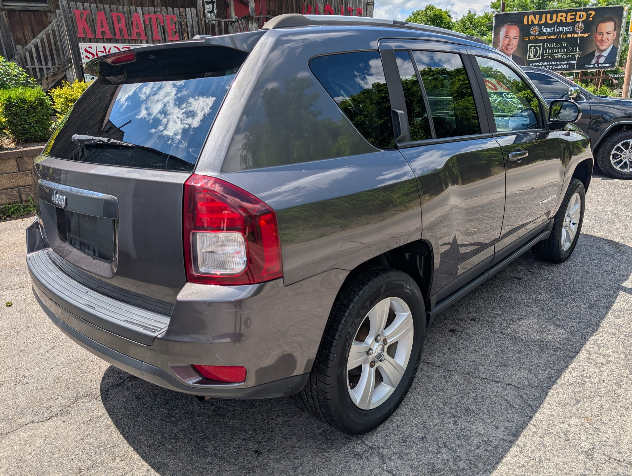 Used 2016 Jeep Compass 4WD Sport image 4