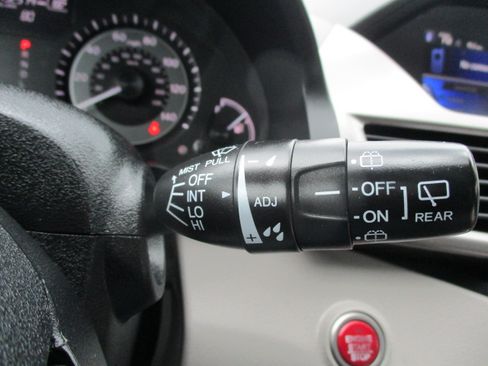 Used 2016 Honda Odyssey EX-L image 57